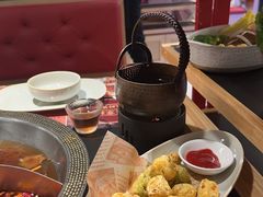 -廖掌柜·重庆鲜货火锅(上海首店)