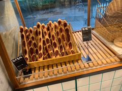 -Dough&Joe团憩(瑞虹天地月亮湾店)