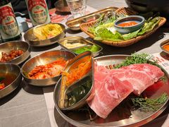 -草家酱蟹炭火烤肉店(珲春南路一店)