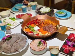 -墨居上隐·院子里火锅(峨眉店)