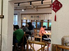 -猫爷的腔调·黔小馆(交大医学住宅区店)