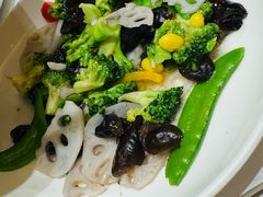 -梅利汴京烤鸭•开封豫菜地标店(东司门店)