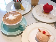 -Fridi Patisserie Cafe