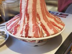 厚切雪山肥牛-东道煮牛肉火锅(重庆路店)