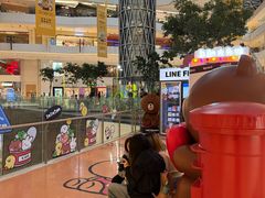 -LuOne凯德晶萃广场(徐家汇路店)