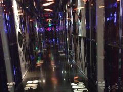 -百威KTV(恒福路店)