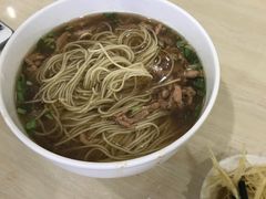 -老西白点心店