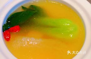 Bok Choy and Bamboo Fungus Soup