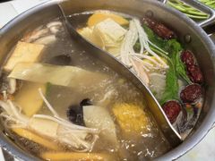 清汤营养锅底-呷哺呷哺 黄金牧场 (新中关购物中心店)