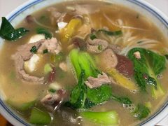 -邱芳粉店(迎宾大道旗舰店)