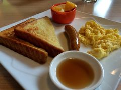 -必胜客(中山北路宅急送店)