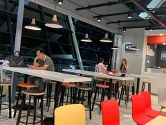 用餐区-永和大王(浦东国际机场店)