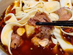 -晓彭肥肠鸡·泡椒鸡火锅(水木天地店)