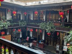 -蔼若春.传承三十年云南菜(金碧公园店)