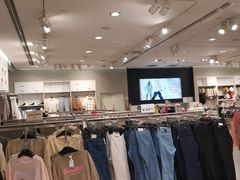 -H&M(鹏欣水游城店)
