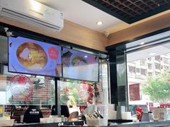 -裕记烧腊连锁餐饮(国商分店)
