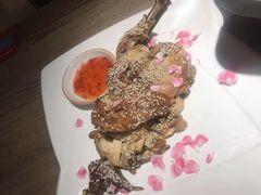 桃花烤鸡-蜜桃餐厅·江浙融合菜(荟聚购物中心店)