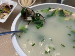 -鹏城人家海鲜酒家·23年老字号(较场尾店)