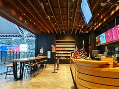 -星巴克(广州南站A18检票口楼上)