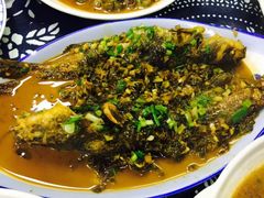 红烧昂刺鱼-长廊好灶头 本地人农家菜(枫泾古镇店)