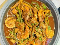 -徐记小怪兽肉蟹煲(中央大街店)