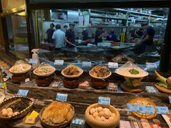 -黄泥岗·地道湖北菜(奥特莱斯店)