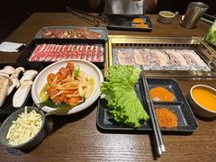-新石器烤肉(中房金谊广场店)