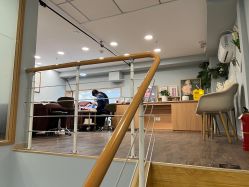 -摩睫+皮肤管理·科学美容中心