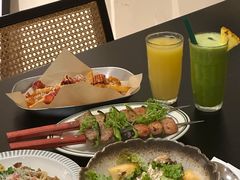 -J's Cafe Lab