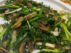 -鲤鱼塘农家山庄