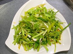 -缘福乡村铁锅炖民宿(八达岭店)