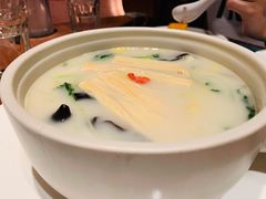 无油鱼汤腐竹煮时蔬-大树餐厅(益田假日店)