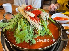 土豆排骨火锅-喇喇排骨火锅·传统韩式脊骨汤(望京西园总店)
