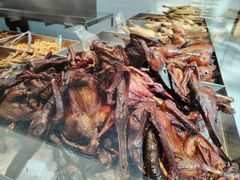 -狗撵鸭(泰山公寓店)