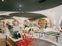 -钟书阁(珍园店)