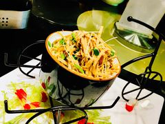 香椿茴拌豆油皮-茶叁酒肆·楚味江湖(菱角湖店)