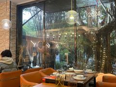 -樾餐厅泰式海鲜火锅(民歌湖店)