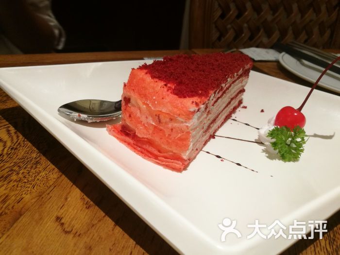 水天堂西餐咖啡厅(新区店)红丝绒千层蛋糕图片 - 第82张