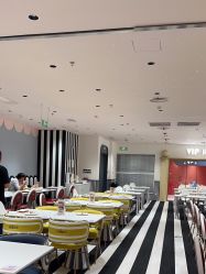 -奈尔宝家庭中心·亲子早教·派对餐厅(北京东坝万达店)