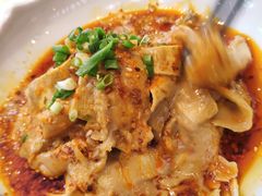 -阿瓦山寨·湘菜现炒·剁椒鱼头王(咸阳总店)