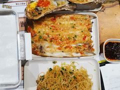 烤湛江生蚝-木屋烧烤(大运店)