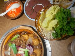 -蔡婶牛腩牛杂煲(长安万科店)