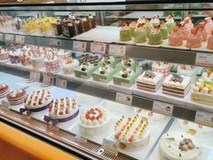 -罗森尼娜(德思勤店)