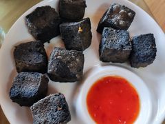 -芦茨金富饭庄·25年老字号·专做稻草鸡