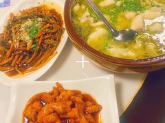 特色酸菜鱼-红鼎斋酸菜鱼(蒋家桥小区店)