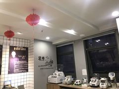 -肆兮眼镜·蔡司·徕卡战略合作店(大坪店)