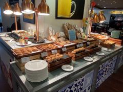 -深圳富苑皇冠假日套房酒店