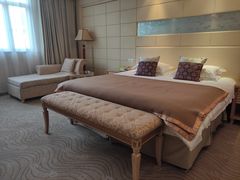 -春兰国宾馆(凤城河风景区老街店)