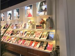 -4iNLOOK美瞳店(上海日月光中岛店)