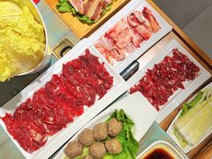 -犇牛记·鲜牛肉火锅